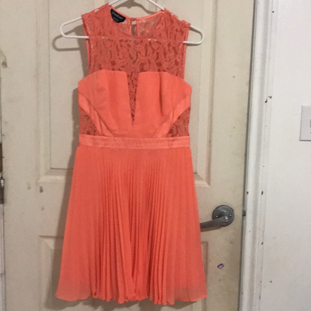 🔥🔥Super Sale🔥Bebe dress.